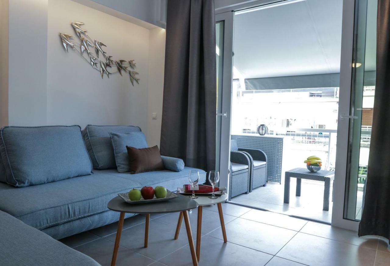 V36 Suites Атина Екстериор снимка